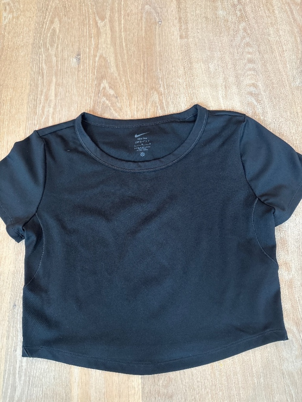 Nike One Women’s Dri-Fit Black Crop Top (M/L)